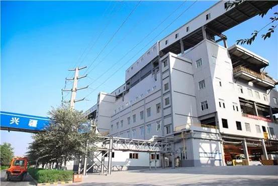 6163银河线路检测中心矿冶生产区一角 （敖德峰 摄）